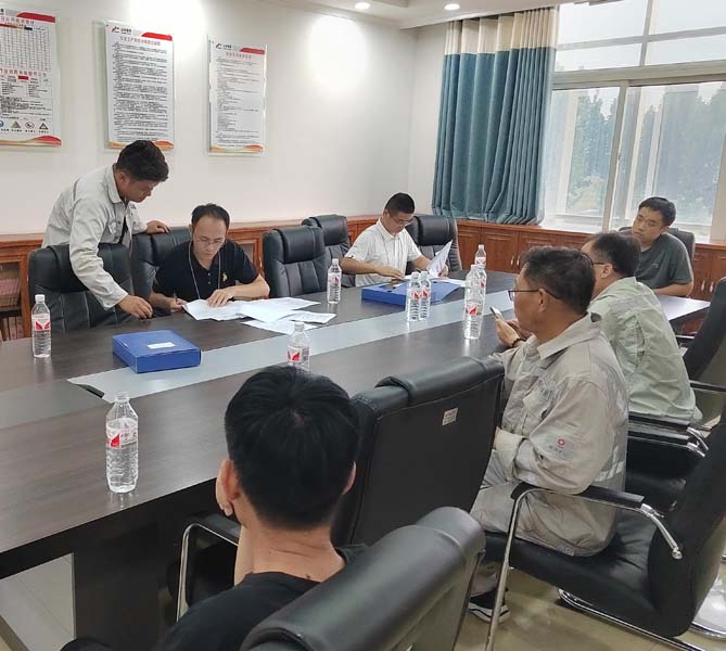 山东省“四进”工作督导组莅临枣庄公司开展露天矿山监督检查2